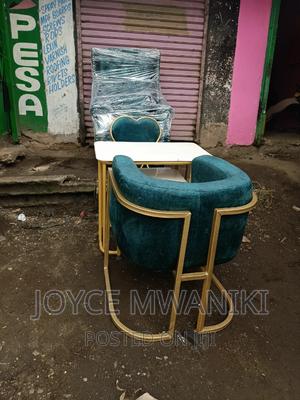 Manicure Set and Pedicure Seat. - thumbnail 2