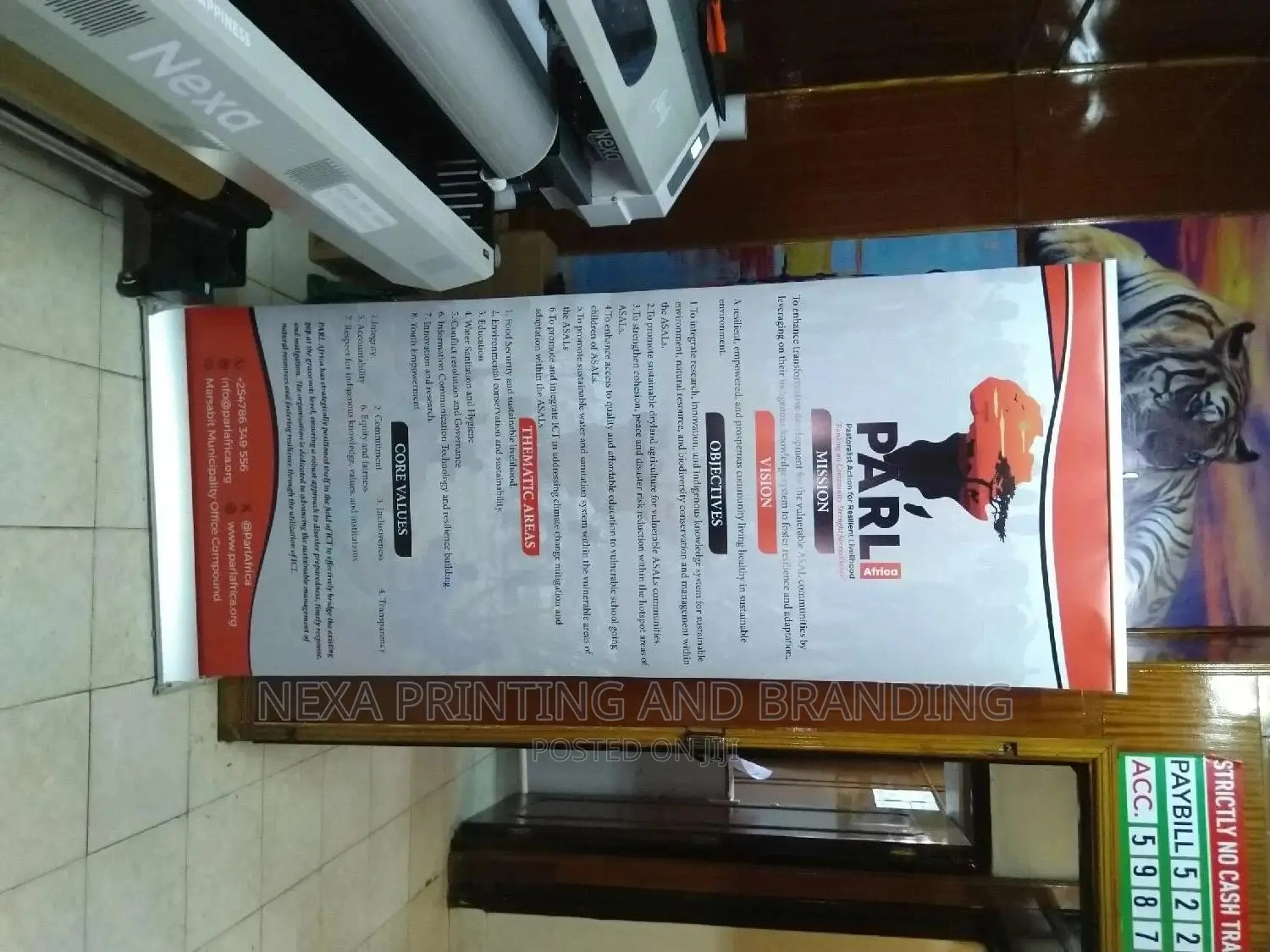Satin Material Broadbase Rollup