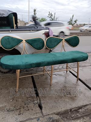 Salon Waiting Bench 4 Seater. - thumbnail 2