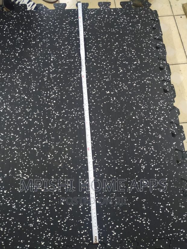 Interlocking Gym Mats 15mm SQM - thumbnail 4