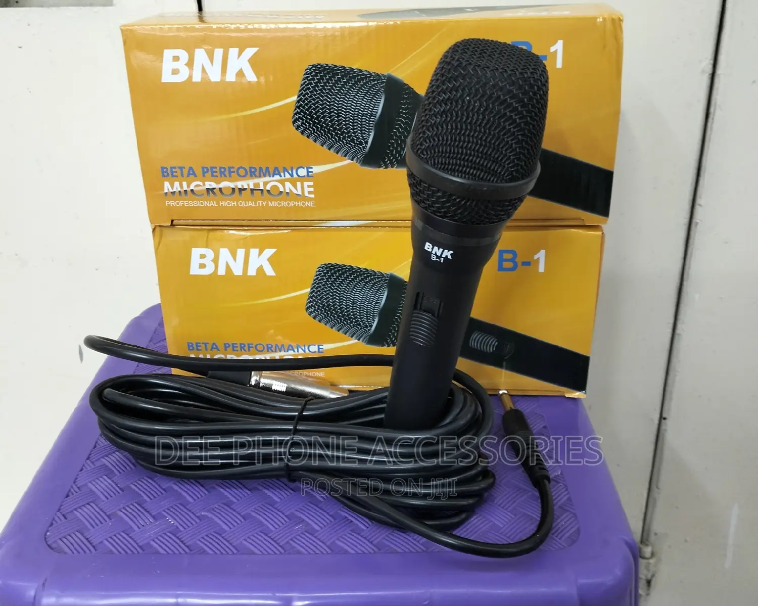 BNK B1 Wired Microphone