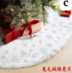 Christmas Tree Skirt Size 90 Cm
Gold and Silver Pri