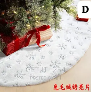 Christmas Tree Skirt Size 90 Cm
Gold and Silver Pri