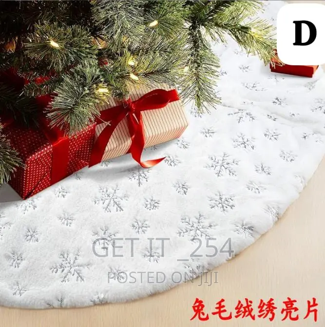 Christmas Tree Skirt Size 90 Cm
Gold and Silver Pri