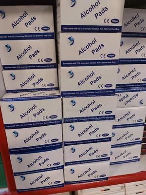 Alcohol Pads Pack. - thumbnail 2