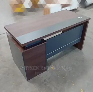 Executive Imported Office Desk 1.4 MTRS
