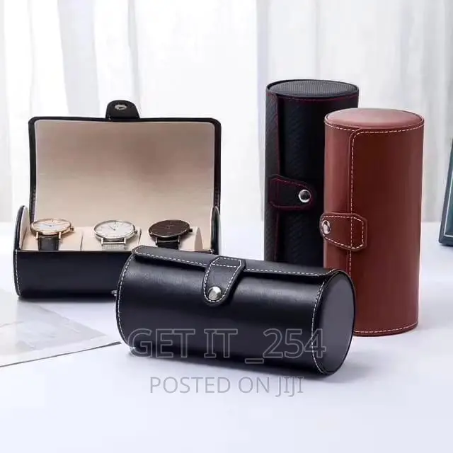3 Slot Watch Storage Case Material: PU Leather
Elegant