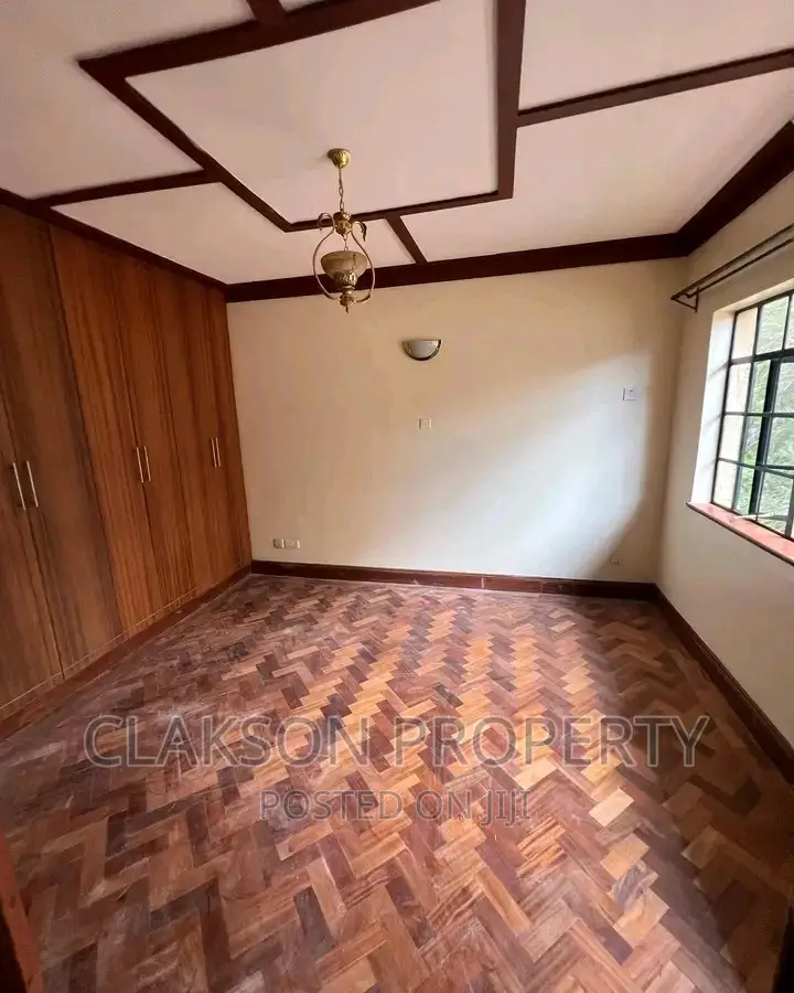 4bdrm Townhouse / Terrace in Kilimani for rent