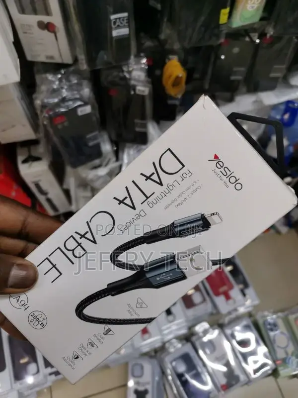 USB to 8 Pin Charging Cable, Length: 2m