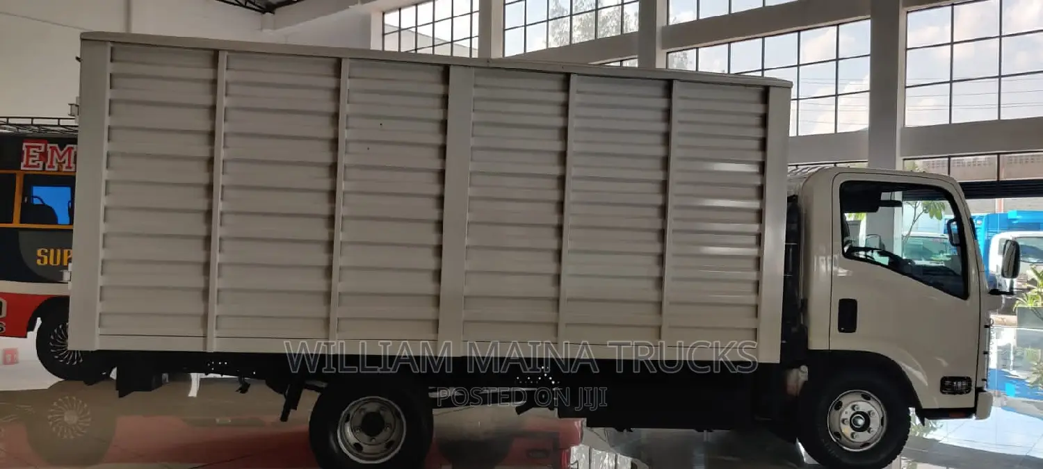 Isuzu NMR New (Zero Mileage)Truck