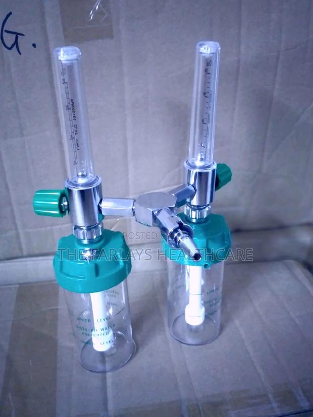 Oxygen Regulators Double Wall Mounting. - main view