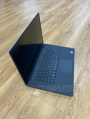 Laptop Dell Precision 15 5540 32GB Intel Core I7 SSD 256GB
