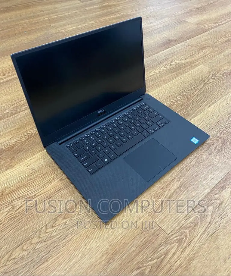 Laptop Dell Precision 15 5540 32GB Intel Core I7 SSD 256GB