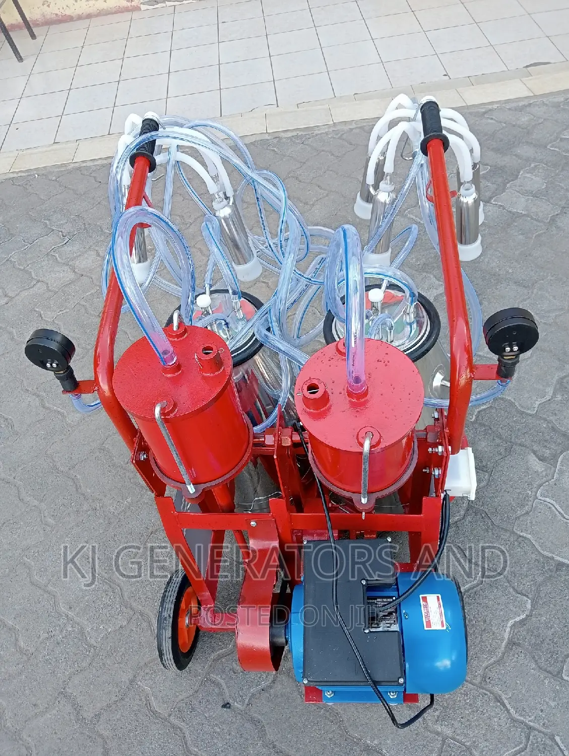 2buckets Milking Machine Now in Stock
