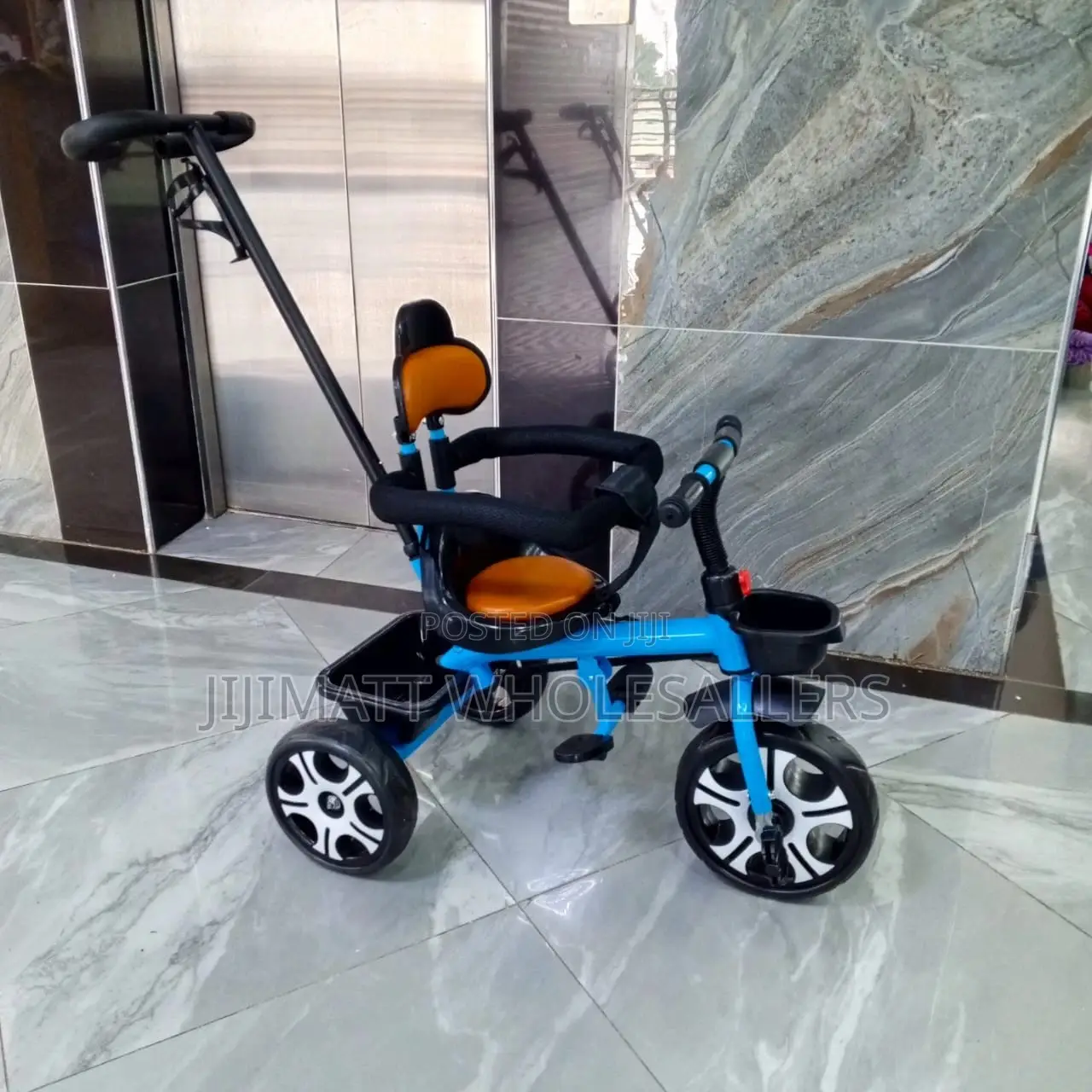Trycycles//Kids Bike//Push Tricycle With Side Bars
