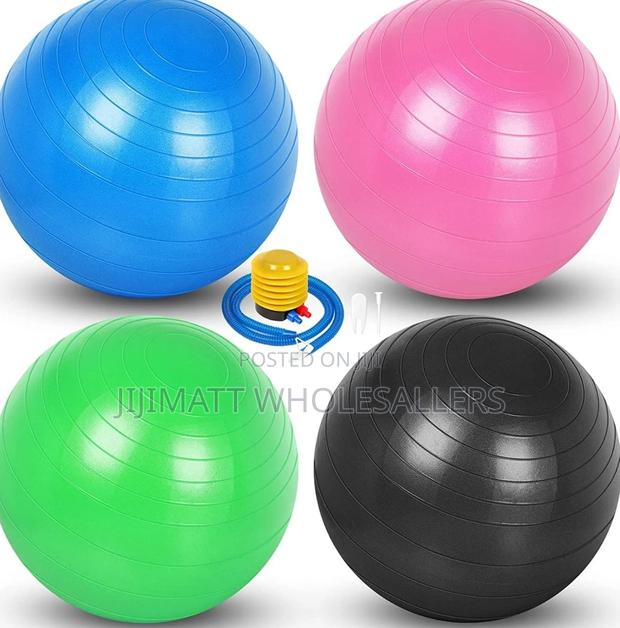 *Anti-Burst Yoga Ball for Physical Fitness