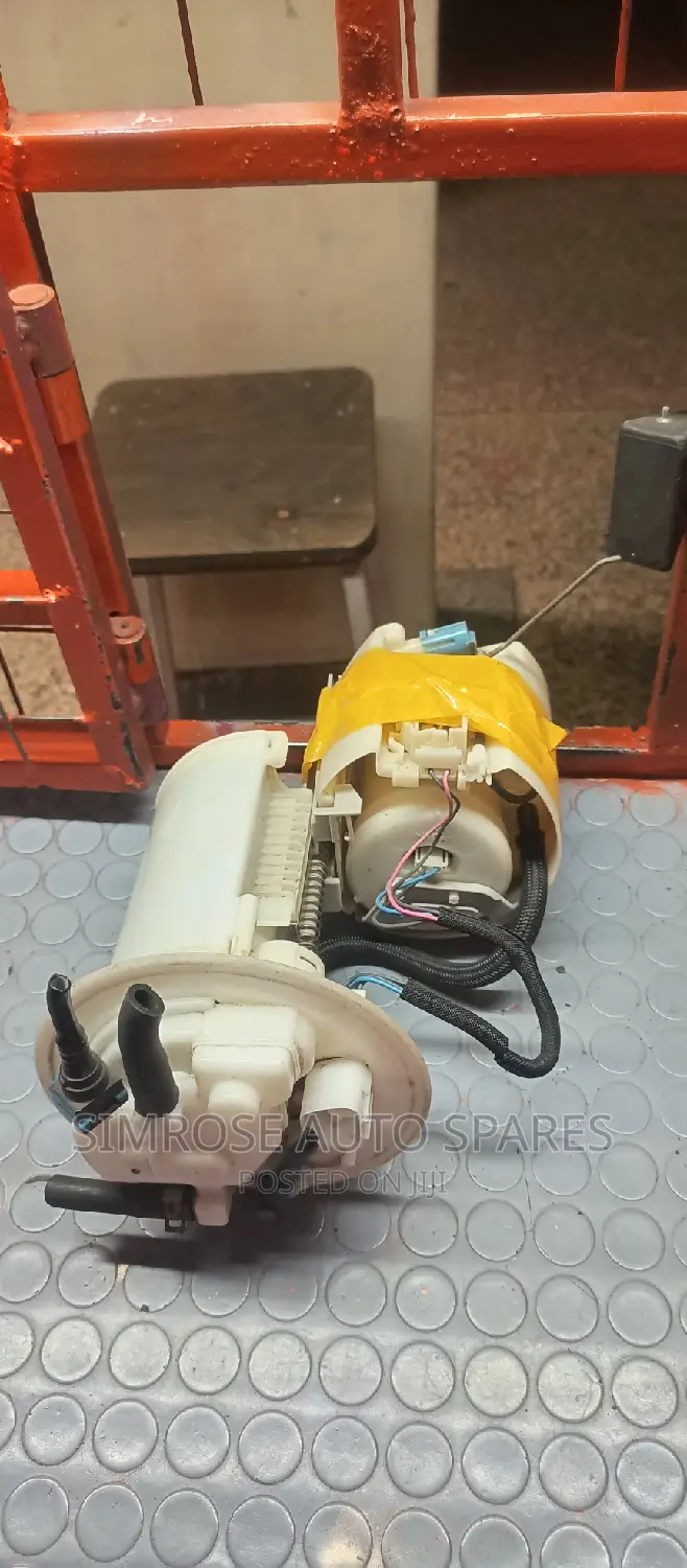 Fuel Pump Toyota Auris, Rumion and Corolla Available.