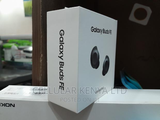 Samsung Galaxy Buds Fe - thumbnail 2