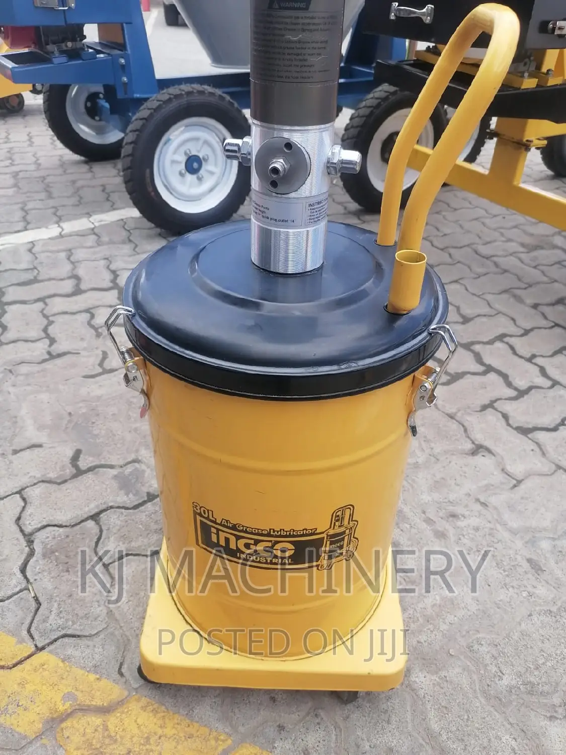 Pneumatic Air Grease Lubricating Machine-Ingco 30litres