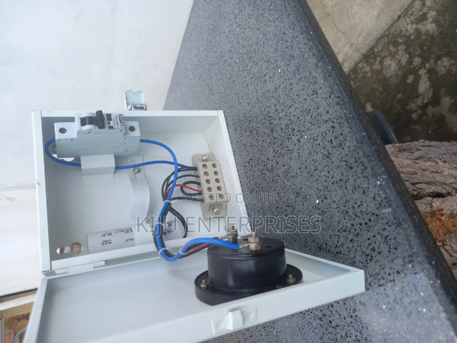 Ameter Controller