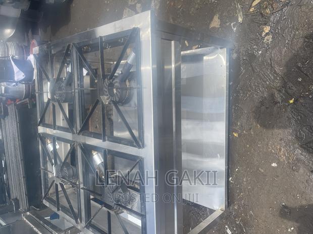 Four Burner Square - main view