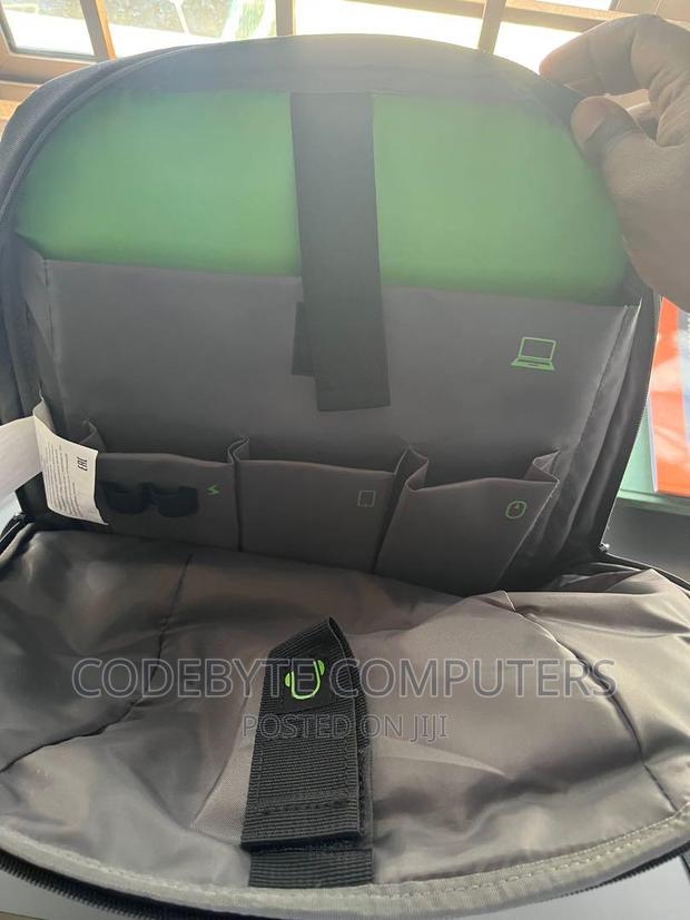 HP Pavilion Gaming 17.3" Backpack 300 Black - thumbnail 2