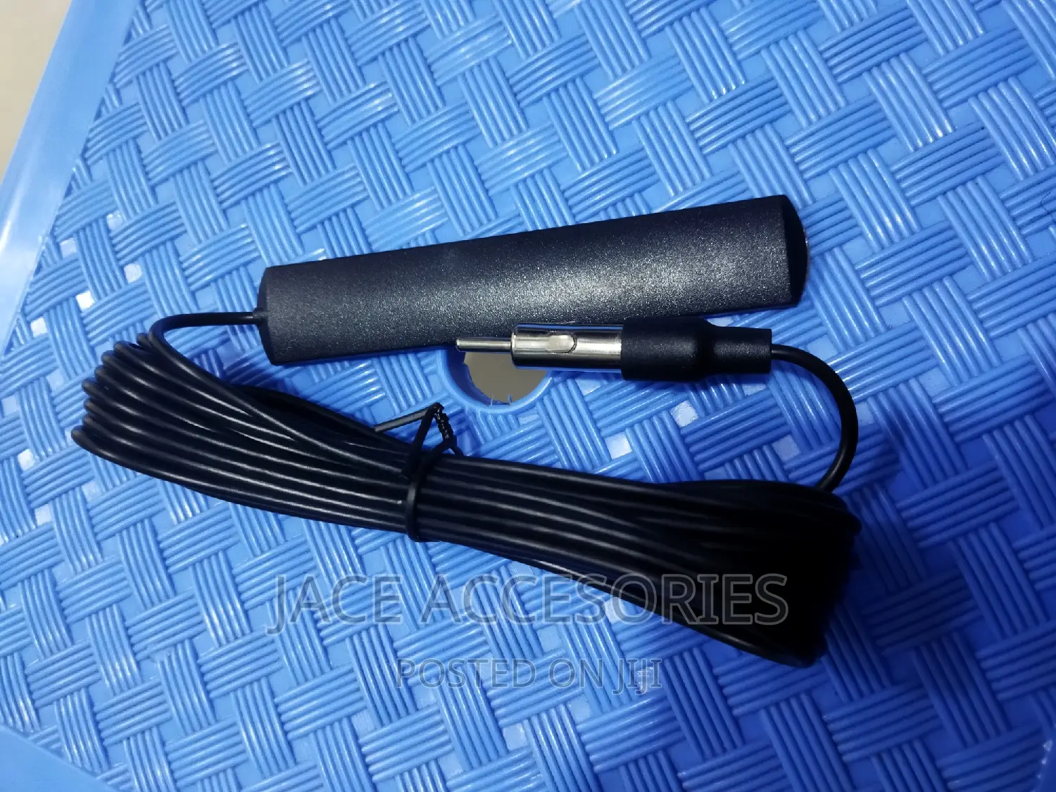 New Car Radio Antennae