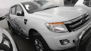 Toyota Hilux 2016 White