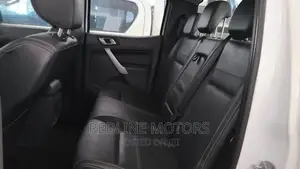 Toyota Hilux 2016 White