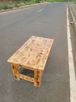 Coffee Table- Pallet Coffee. (#078 )
