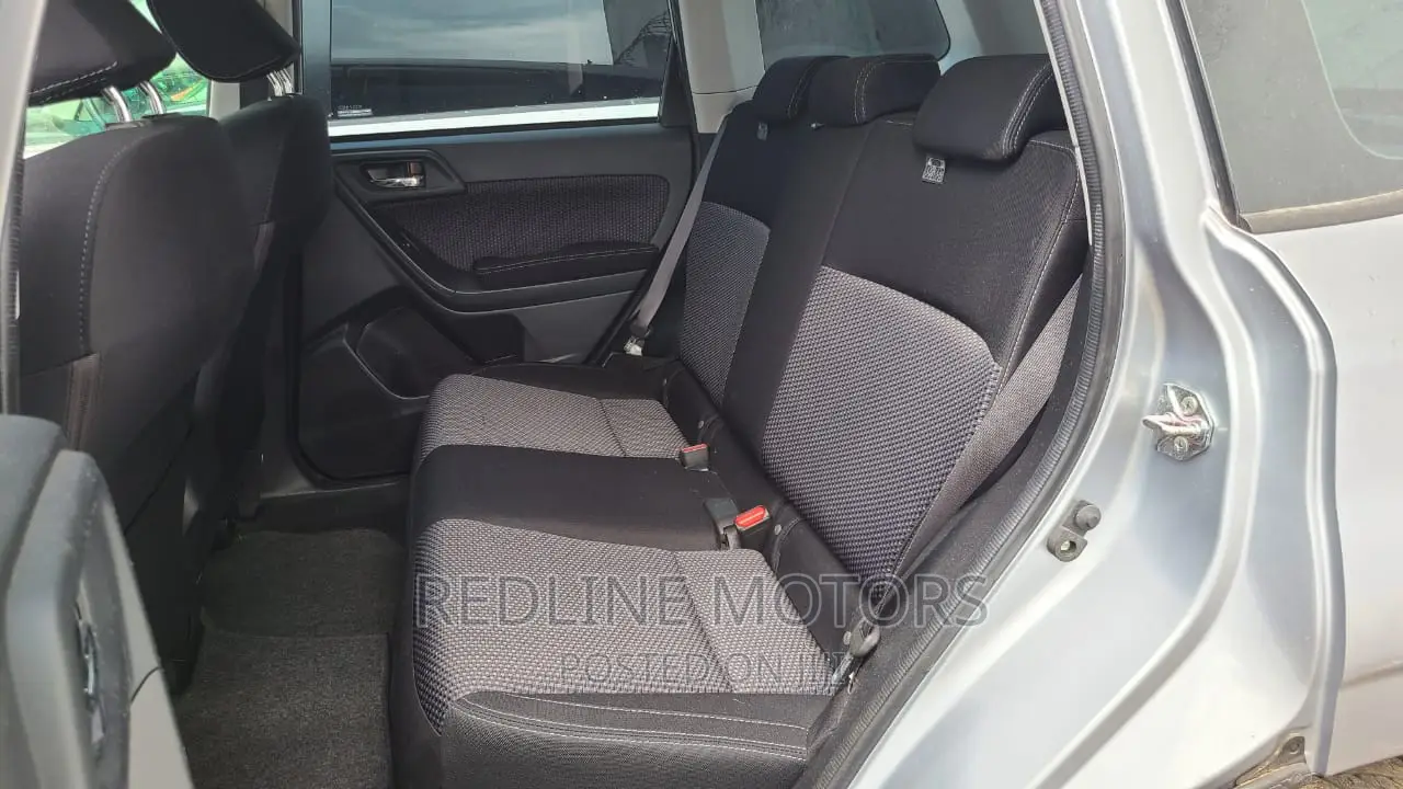 Subaru Forester 2016 Silver