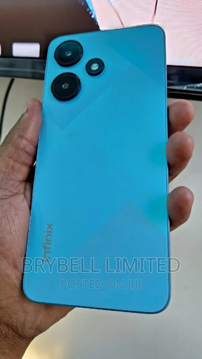Infinix Hot 30i 128 GB Blue