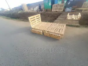 Pallet Bed- 4*6 With Drawers Pallet Bed. (#L089)