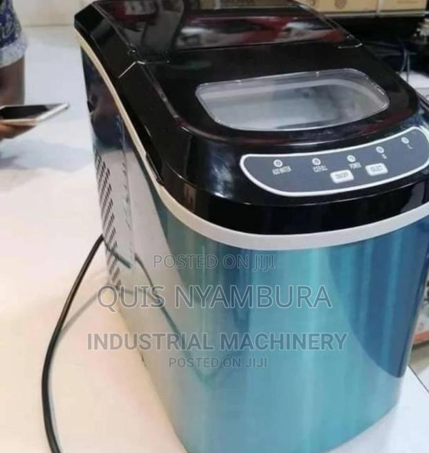 Ice Cube Maker/Ice Cube Maker - main view