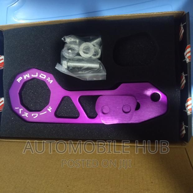 Car Towing Hook Available in Different Colors