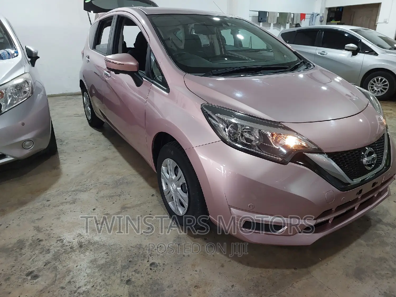 Nissan Note 1.2 Petrol 2017 Pink