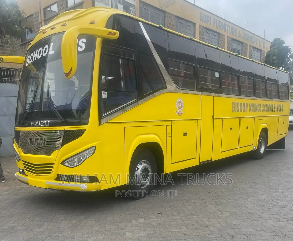 New Isuzu Executive Bus 2023 Yellow