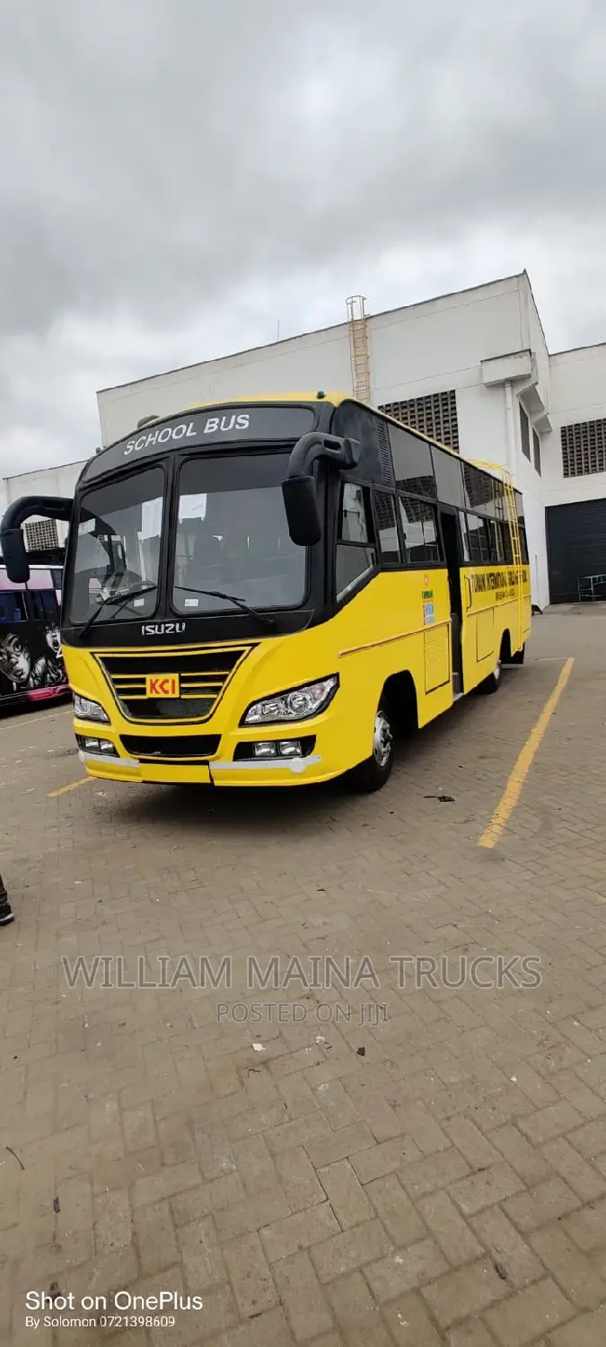 New Isuzu Executive Bus 2023 Yellow