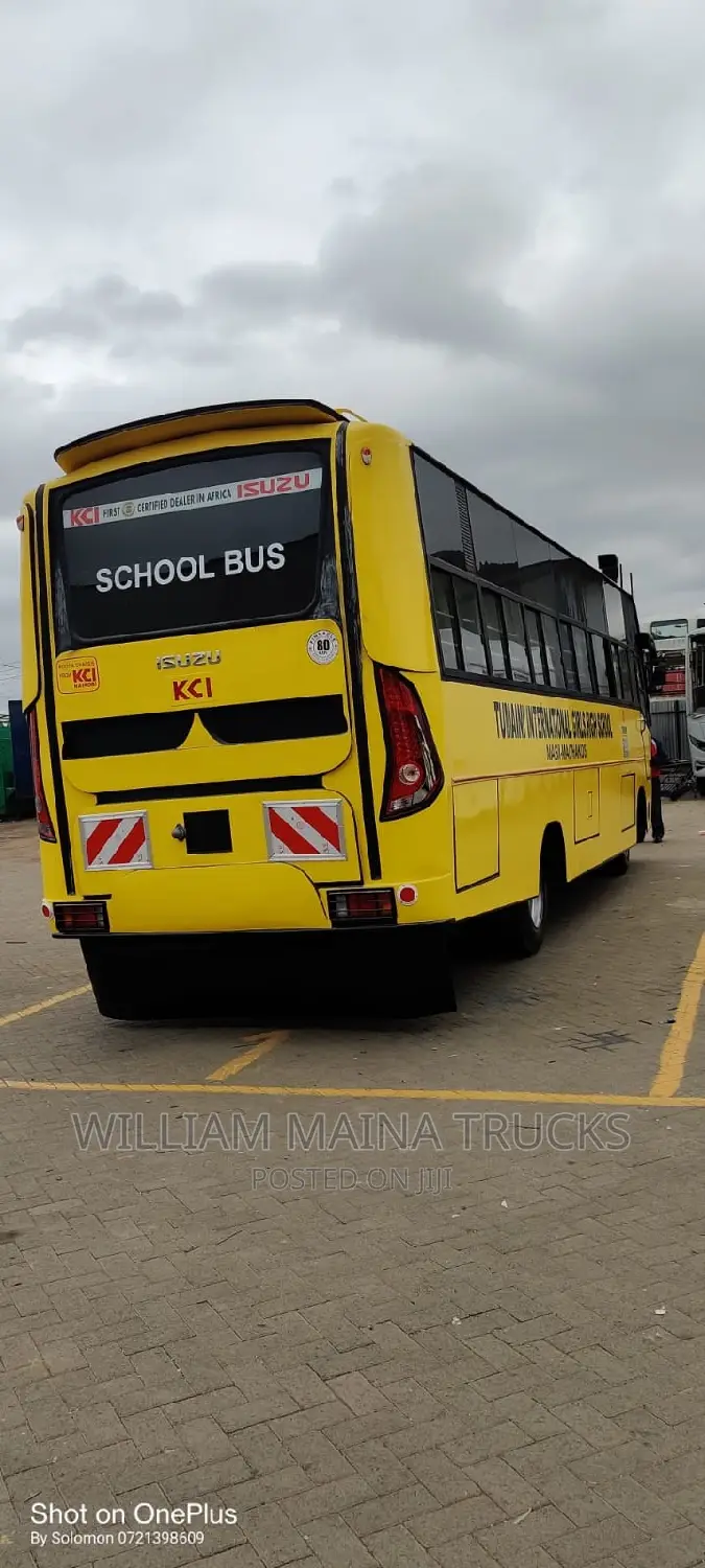 New Isuzu Executive Bus 2023 Yellow