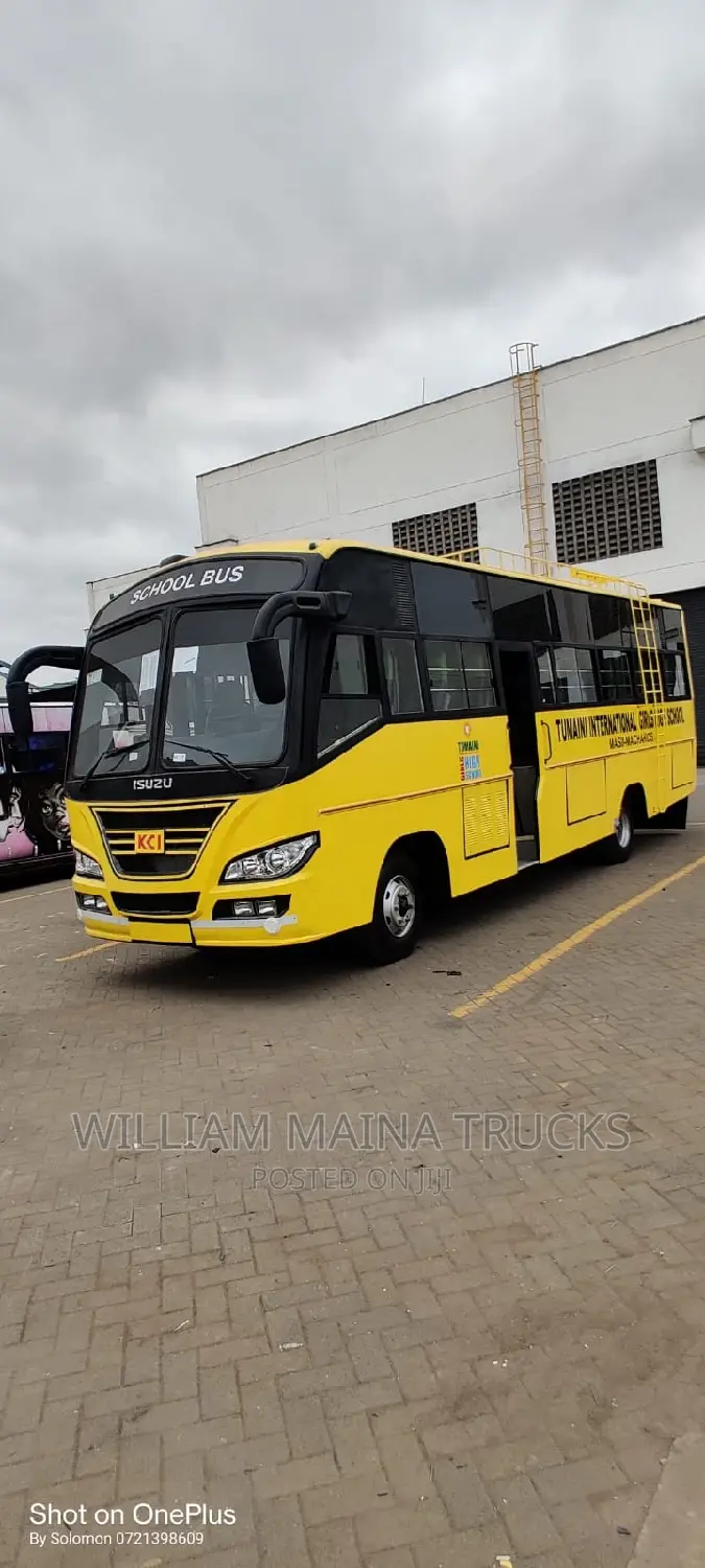New Isuzu Executive Bus 2023 Yellow