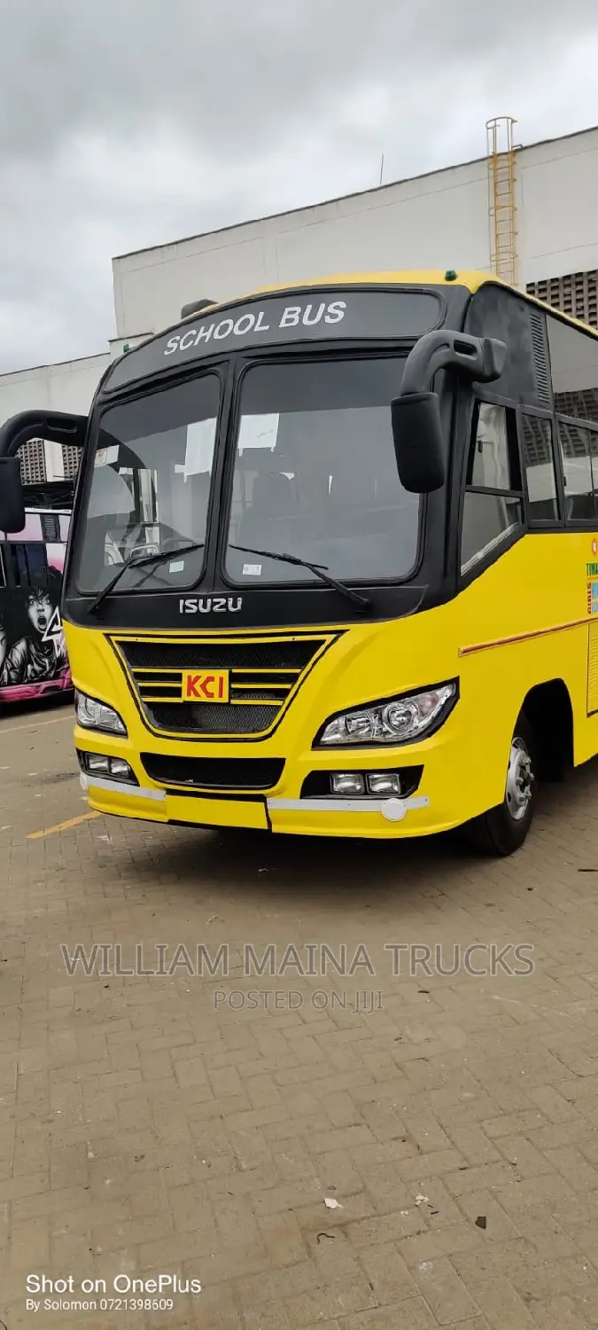 New Isuzu Executive Bus 2023 Yellow