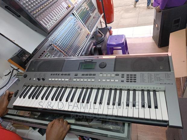 Yamaha PSR-E443 Electronic Keyboard - thumbnail 4