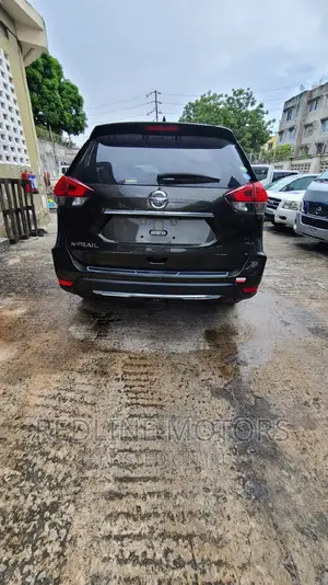 Nissan X-Trail 2018 Gray
