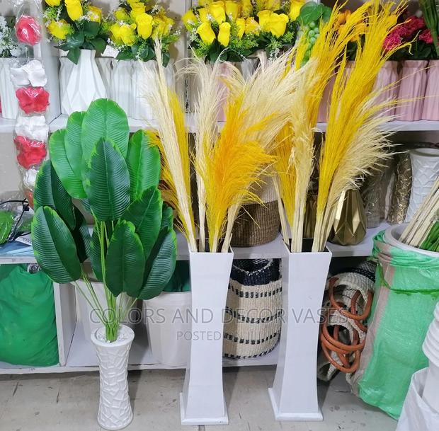 Vases on Offer - main view