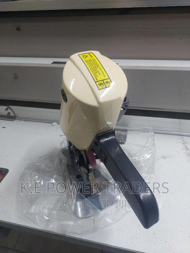 Clothe Cutting Machine - main view