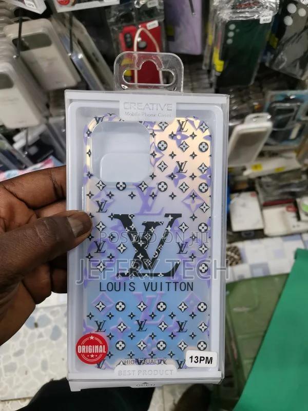 LV FROSTED CLEAR CASE 13 Pro Max Case - main view