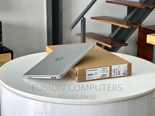 New Laptop HP 15 8GB Intel Core I5 SSD 512GB