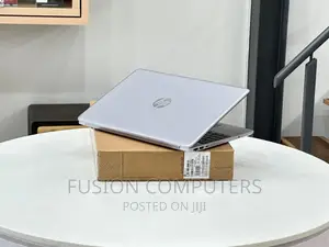 New Laptop HP 250 G8 8GB Intel Core I5 SSD 512GB