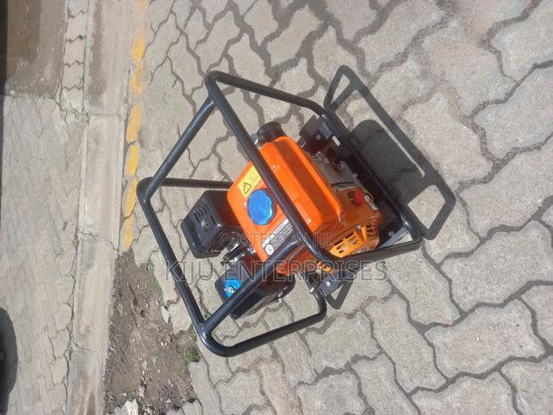 Powerhorse, Vibrator Poker - main view