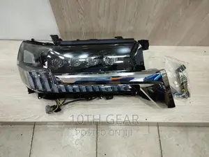 LED Headlights Headlamps for Land Cruiser FJ200 Left